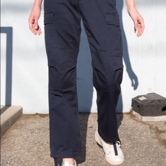 Brandy Melville Piper Worker Pants - Picture 3 of 4